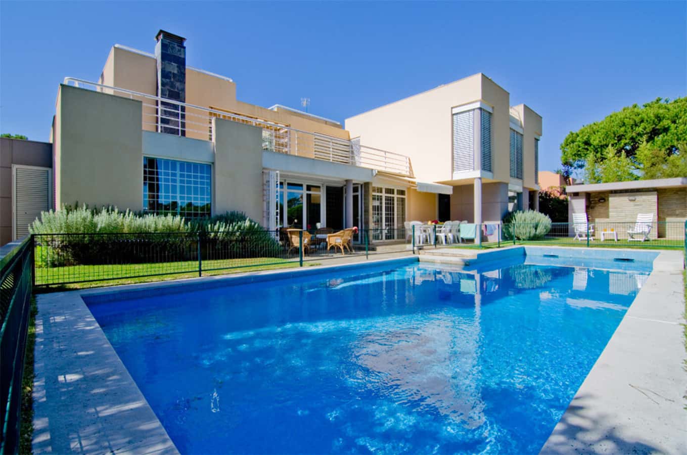 Villa Lake View