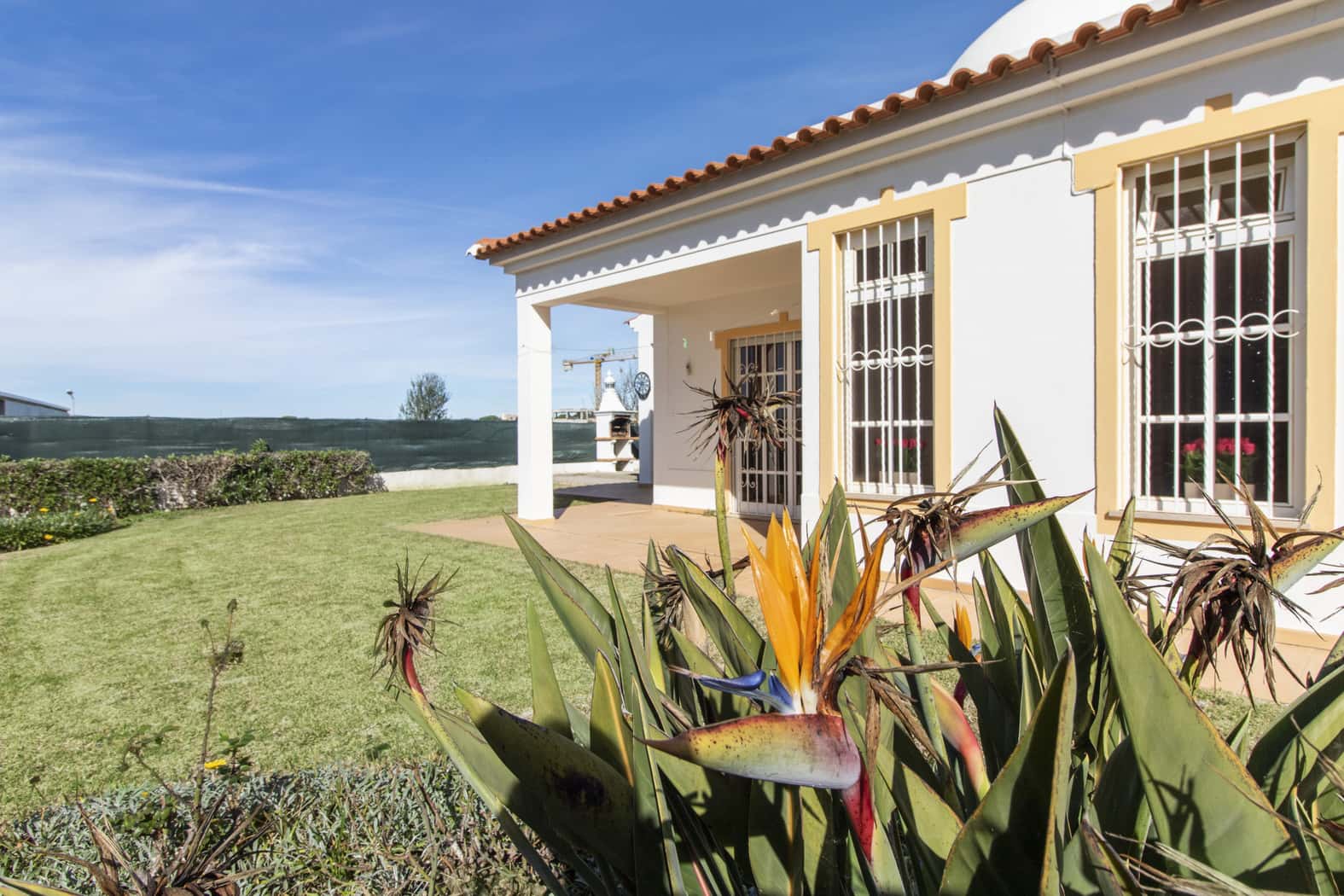 Villa Pacheco by Portucasa