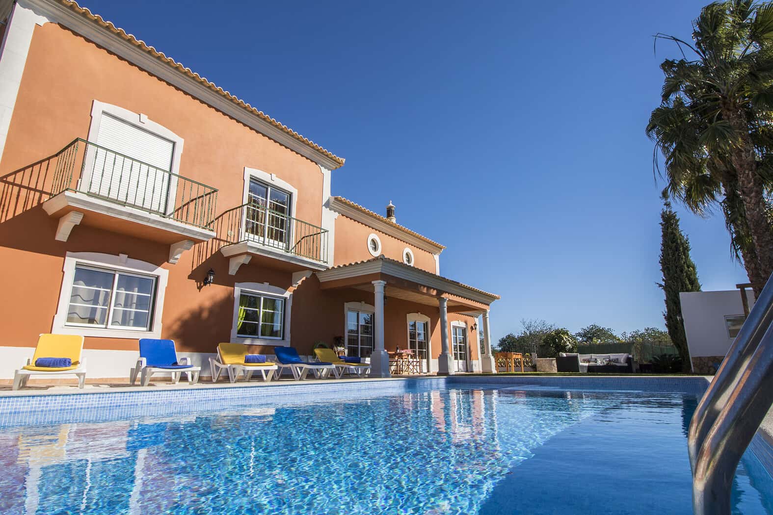 Quinta das Yuccas by Portucasa